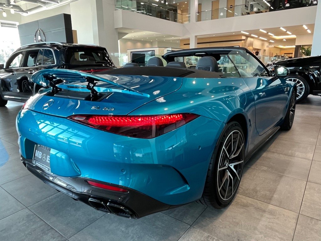 2023 Mercedes Benz SL 63 photo 4