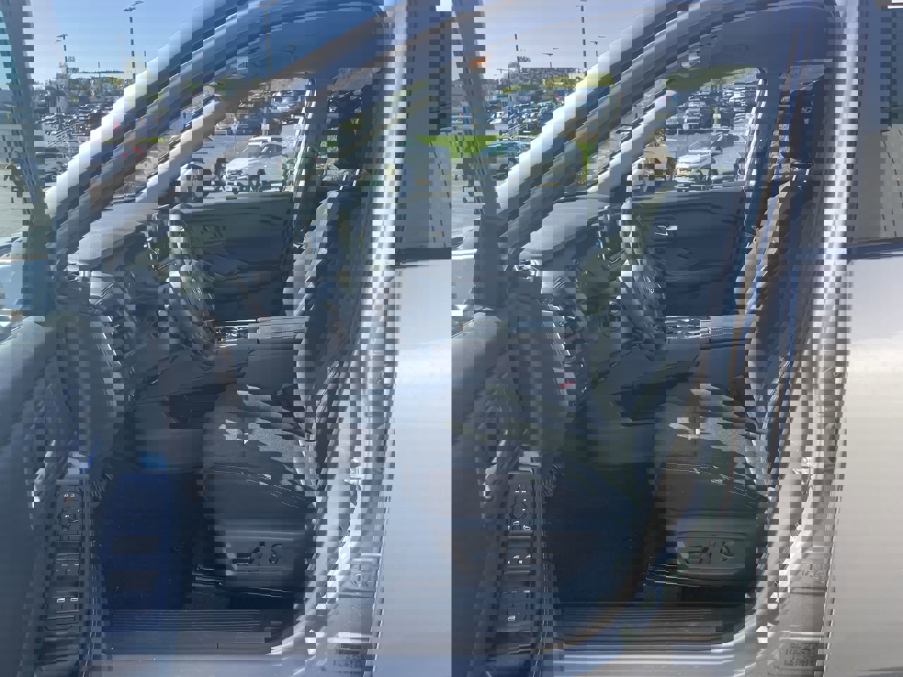 2024 Nissan Rogue SV photo 10