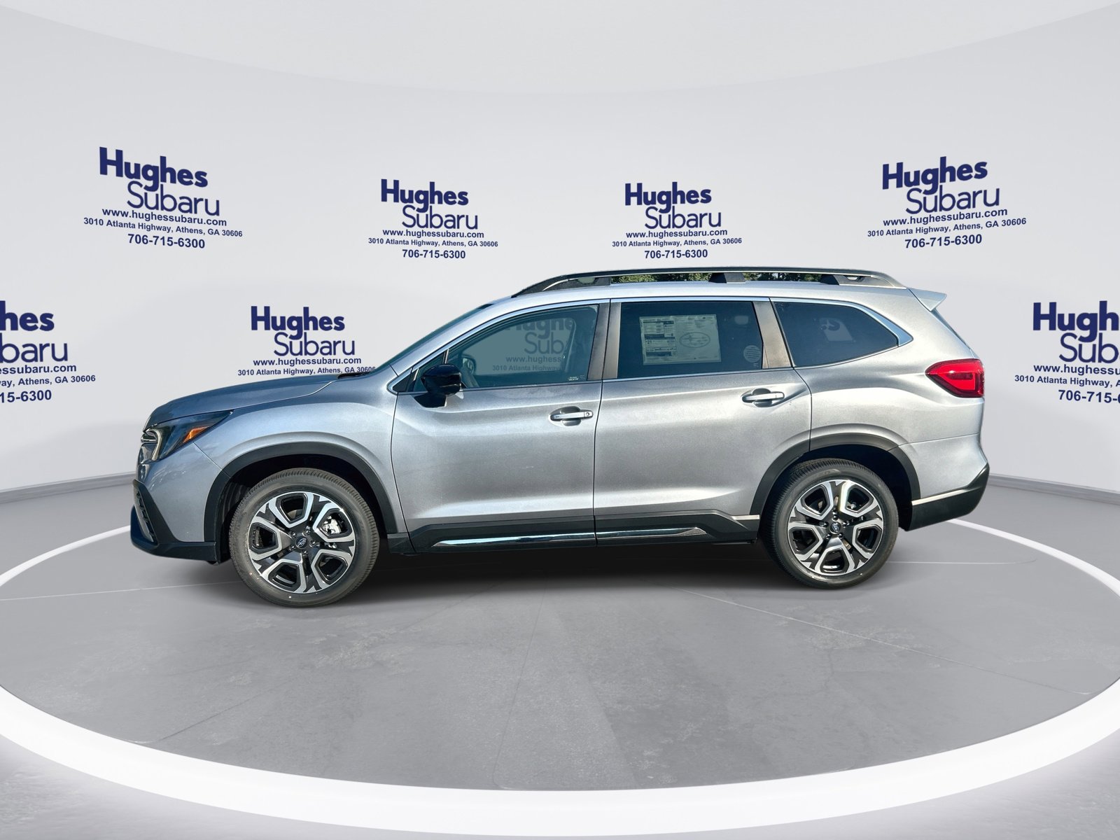 2025 Subaru Ascent Limited's photo