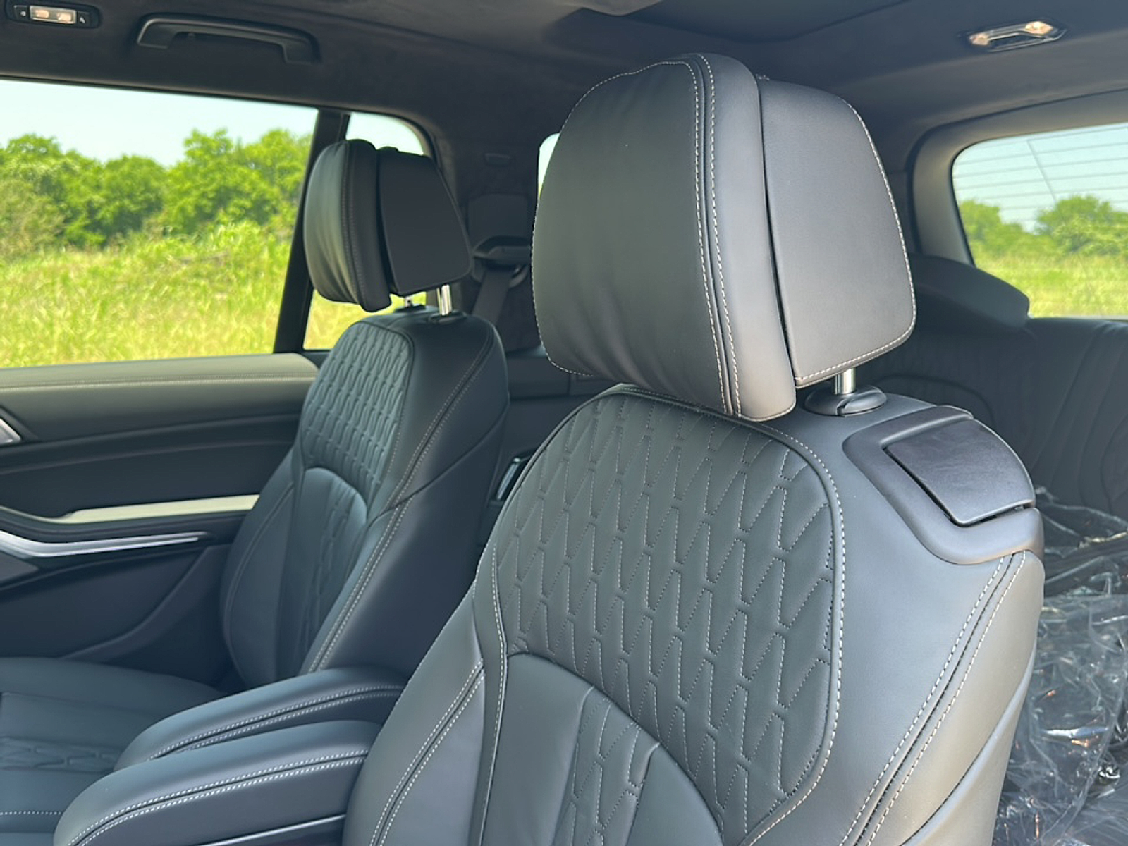 2026 Bmw X7 M60i photo 4