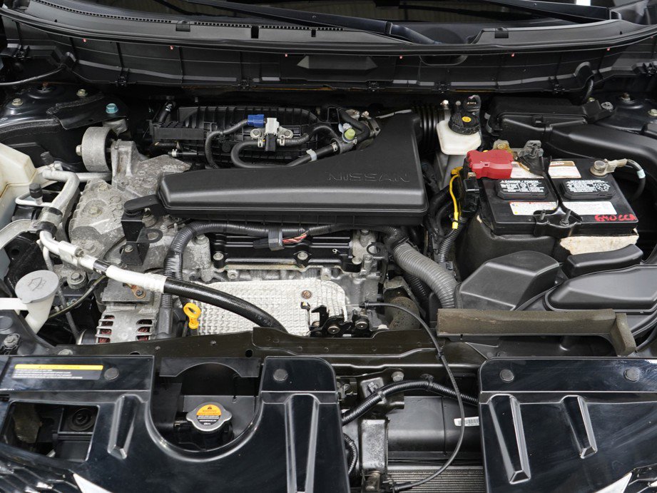 2016 Nissan Rogue SL photo 28