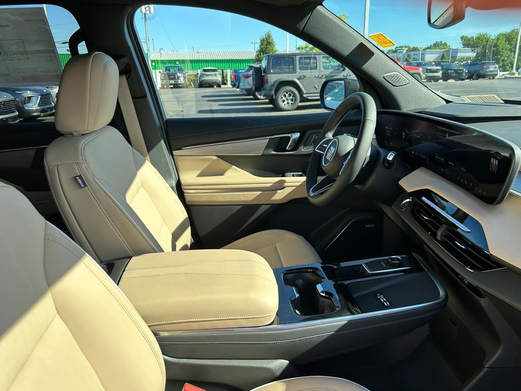 2026 Buick Enclave Preferred photo 18