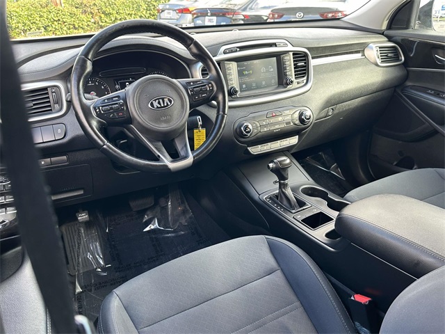 Used 2018 Kia Sorento LX with VIN 5XYPG4A36JG415927 for sale in Glen Burnie, MD