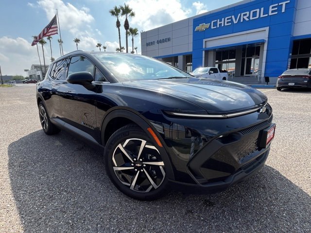 2026 Chevrolet Equinox EV 2LT's photo