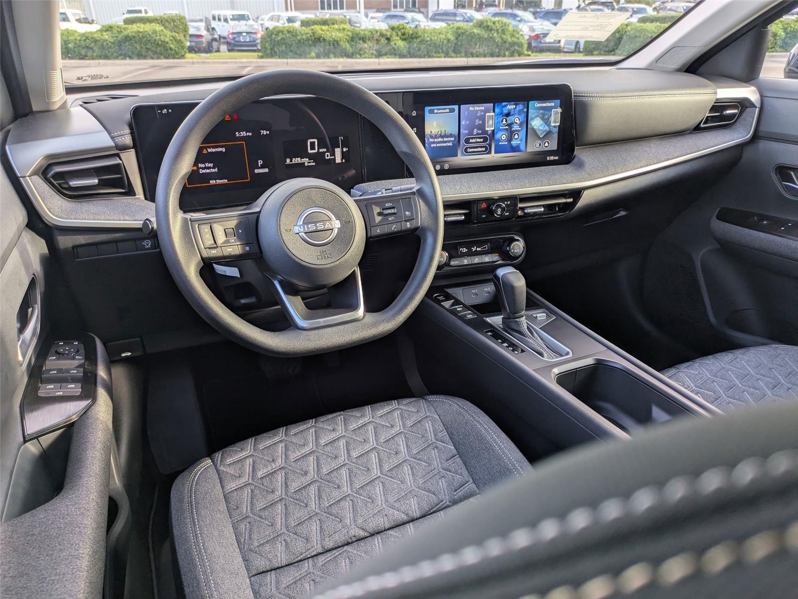 2026 Nissan Kicks SV photo 25