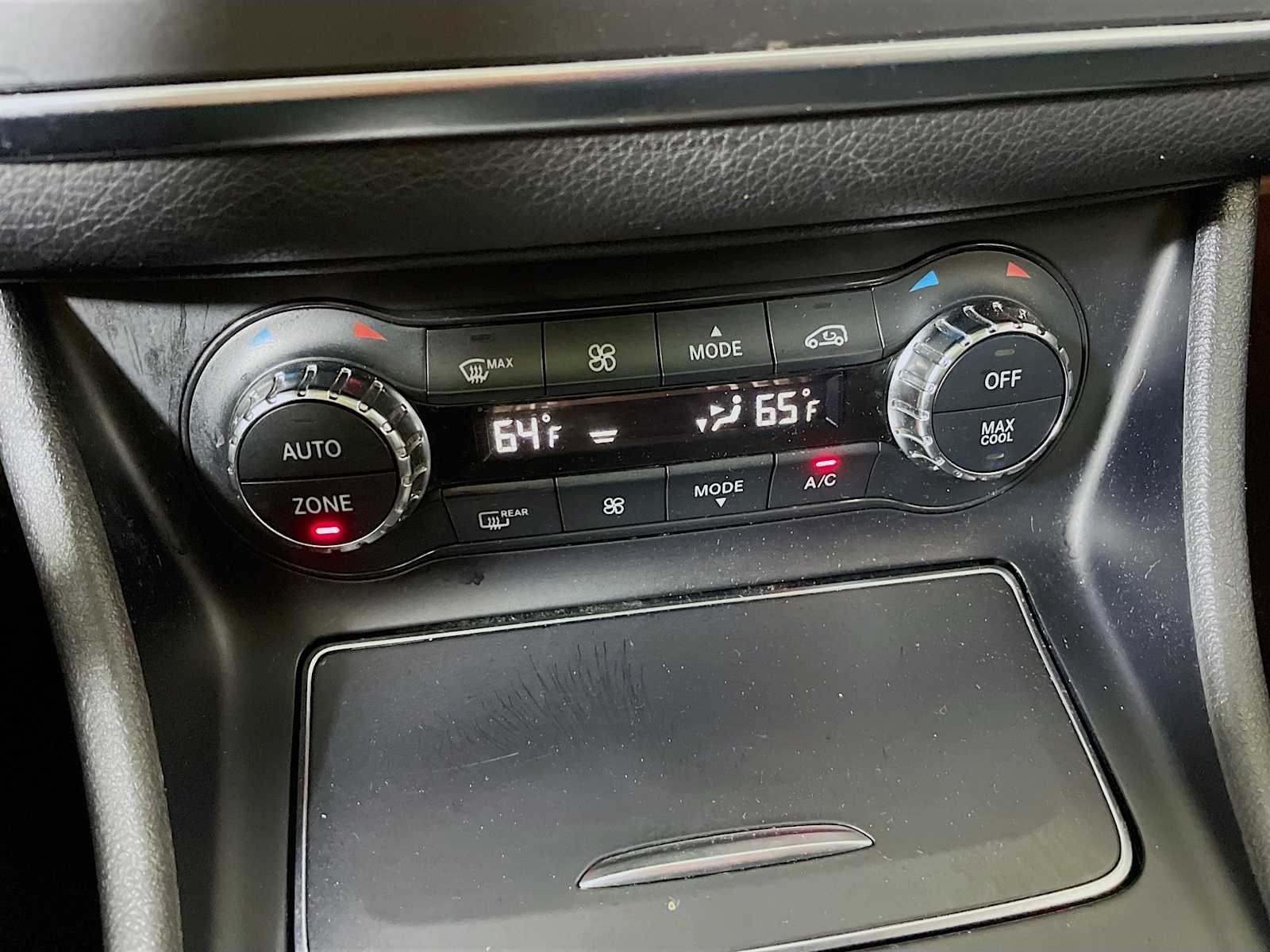 2018 Mercedes Benz CLA 250 4MATIC photo 13