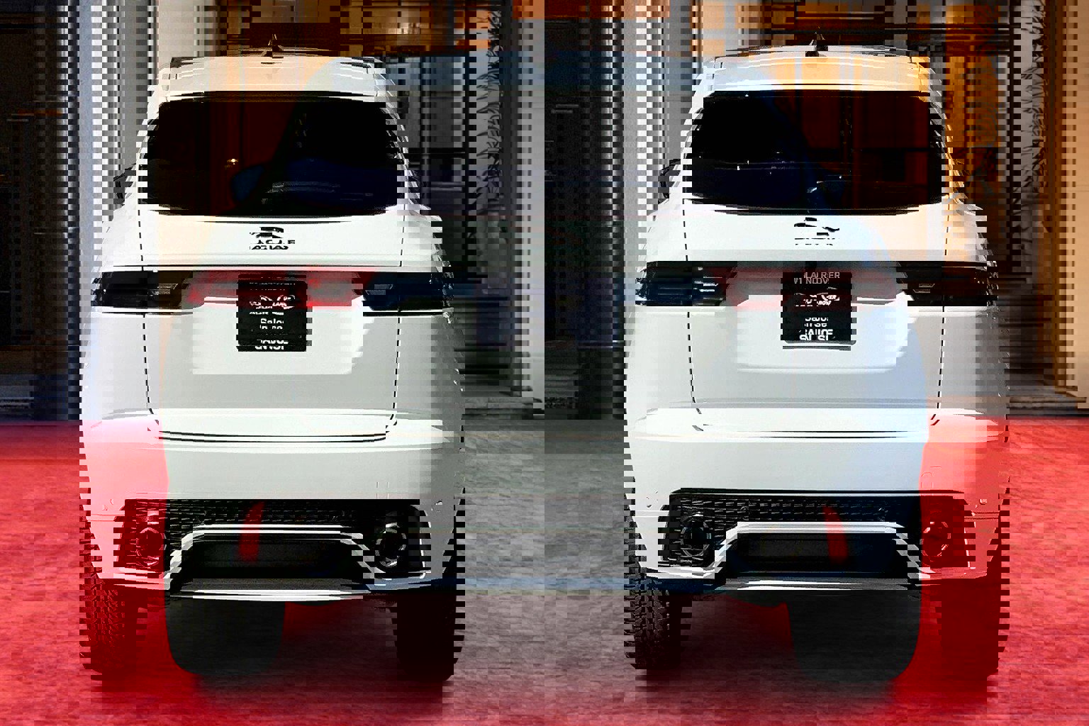 2024 Jaguar E-PACE R-Dynamic SE photo 3