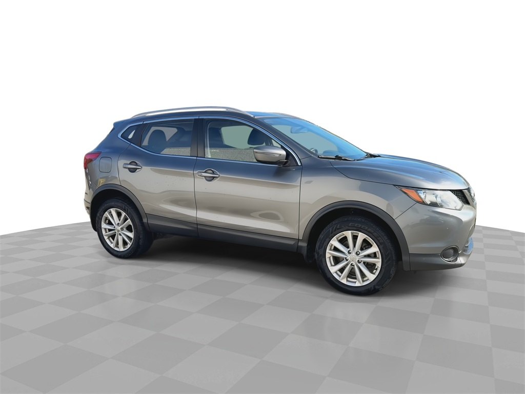 Used 2017 Nissan Rogue Sport SV with VIN JN1BJ1CR6HW136151 for sale in West Bend, WI