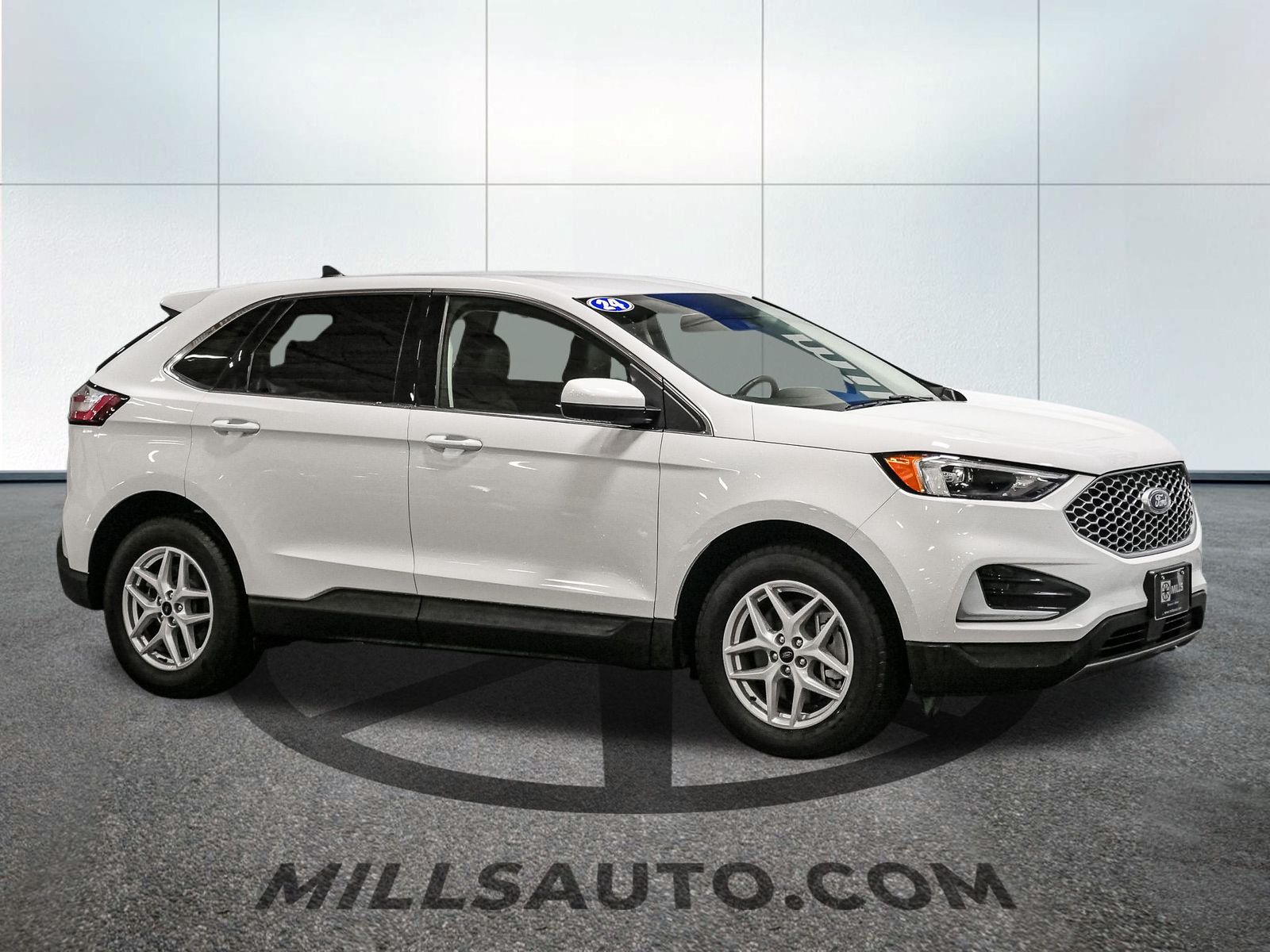 2024 Ford Edge SEL photo 9
