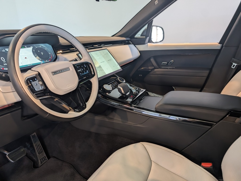 2023 Land Rover Range Rover Sport SE photo 11