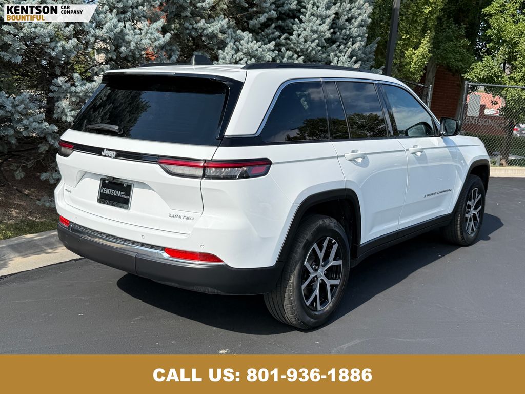 2024 Jeep Grand Cherokee Limited photo 8