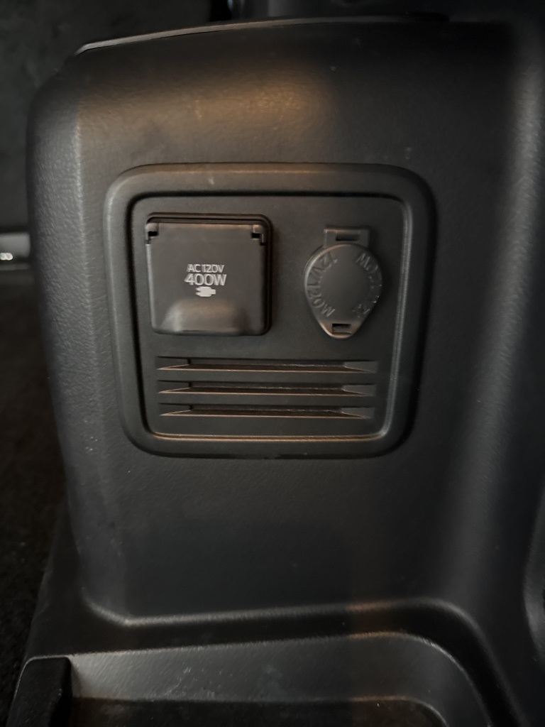 2020 Toyota 4Runner SR5 photo 21