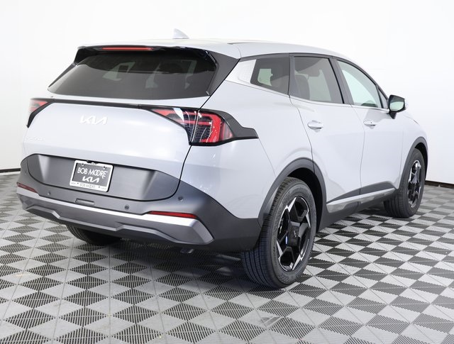 2026 Kia Sportage EX photo 4