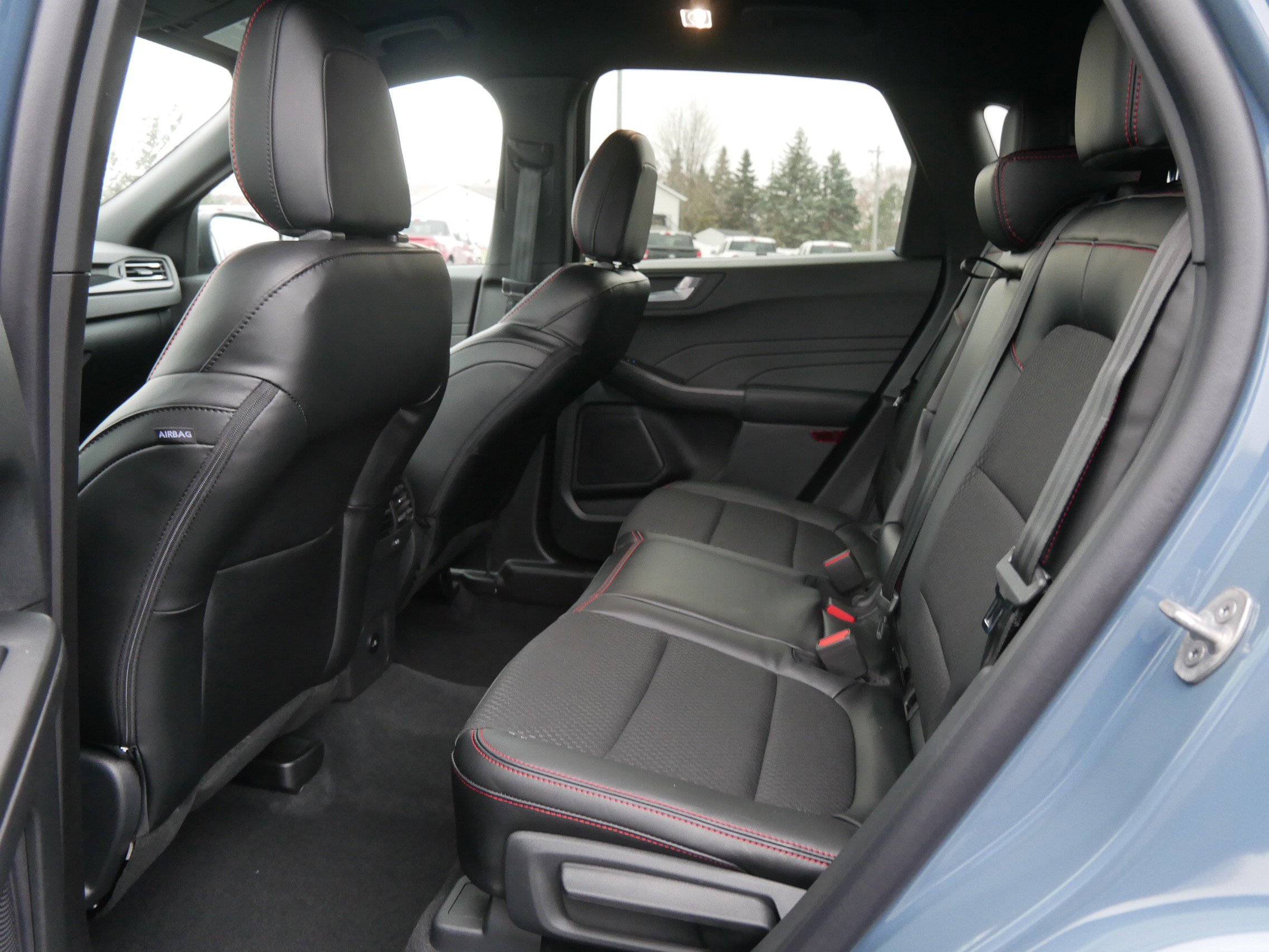 2026 Ford Escape ST-Line photo 3