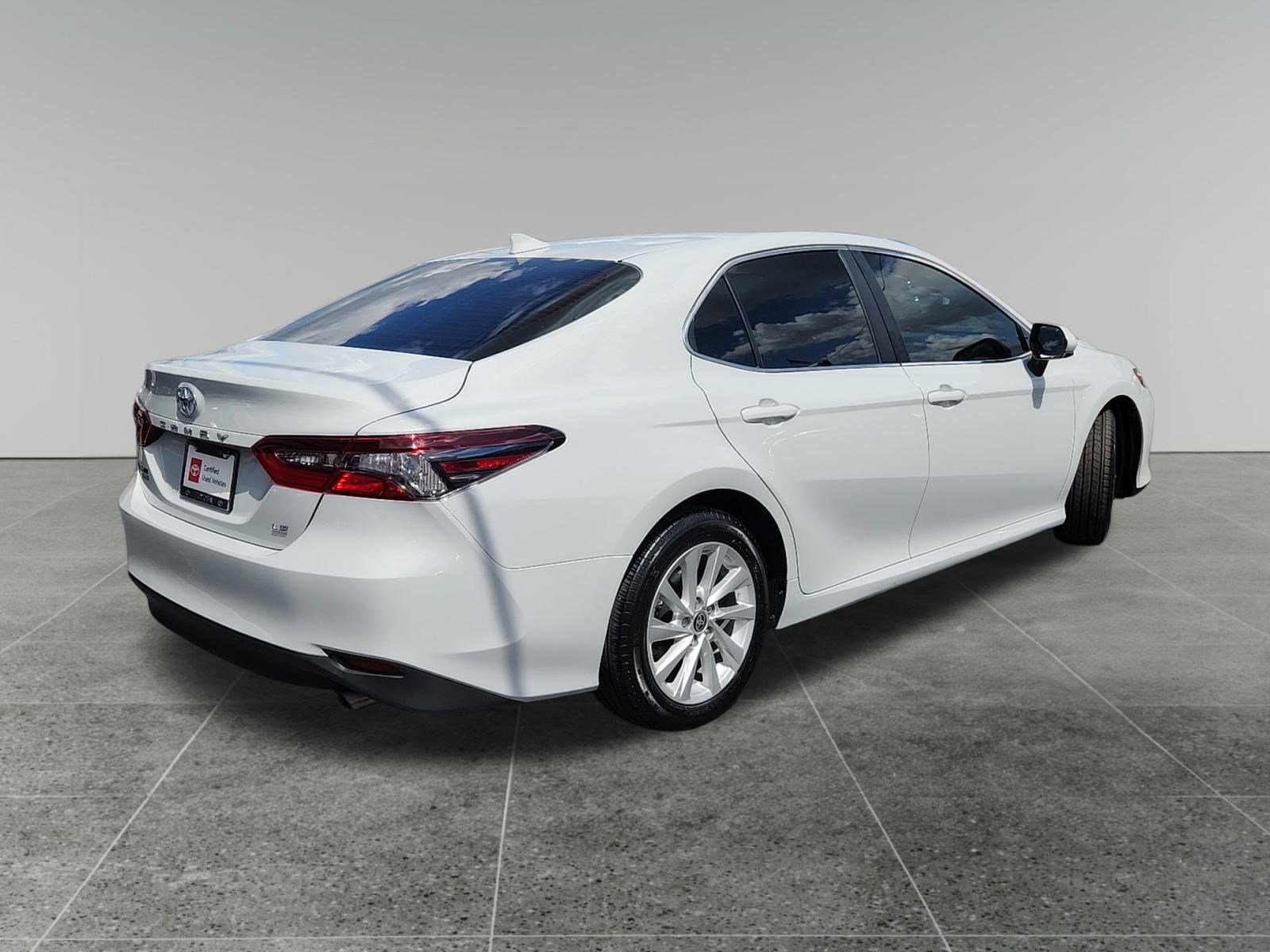 2024 Toyota Camry LE photo 7