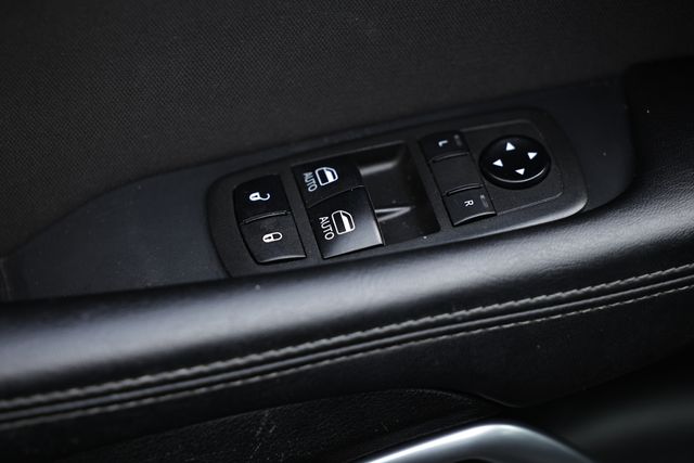 2021 Dodge Challenger SXT photo 17