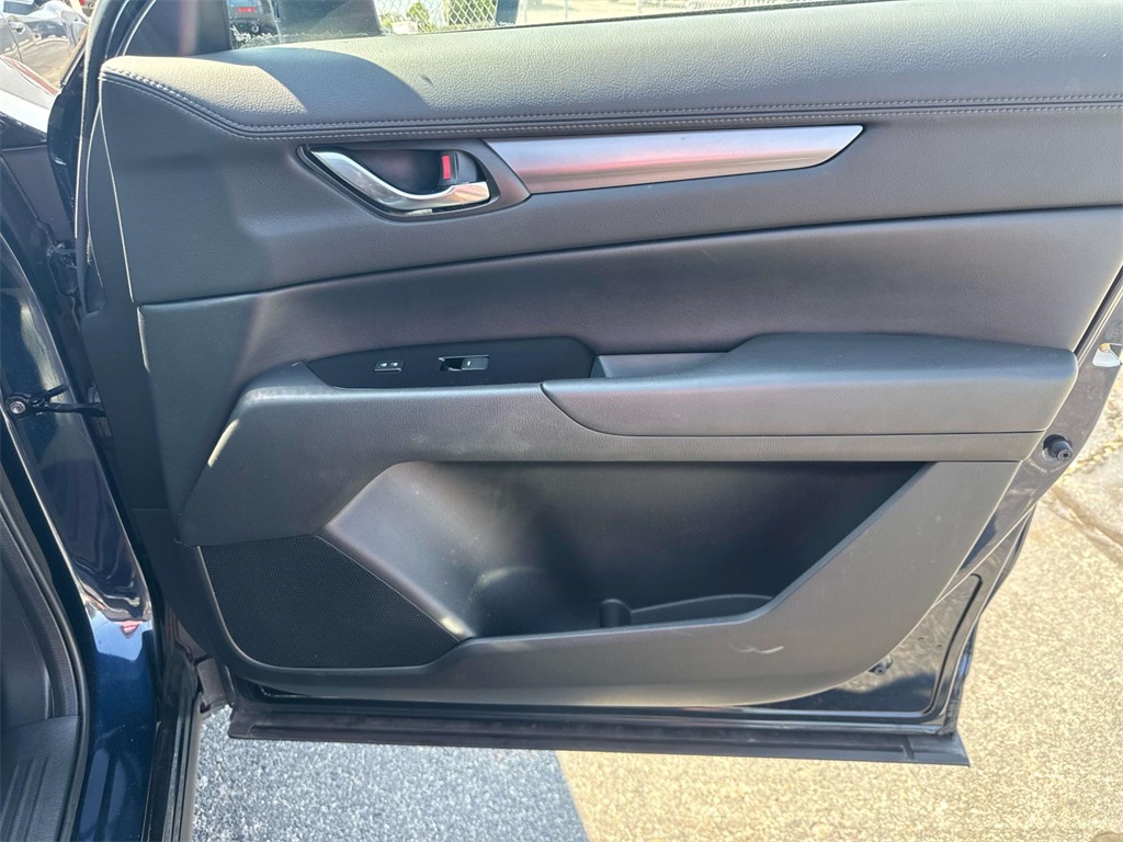 2019 Mazda CX-5 Touring photo 12