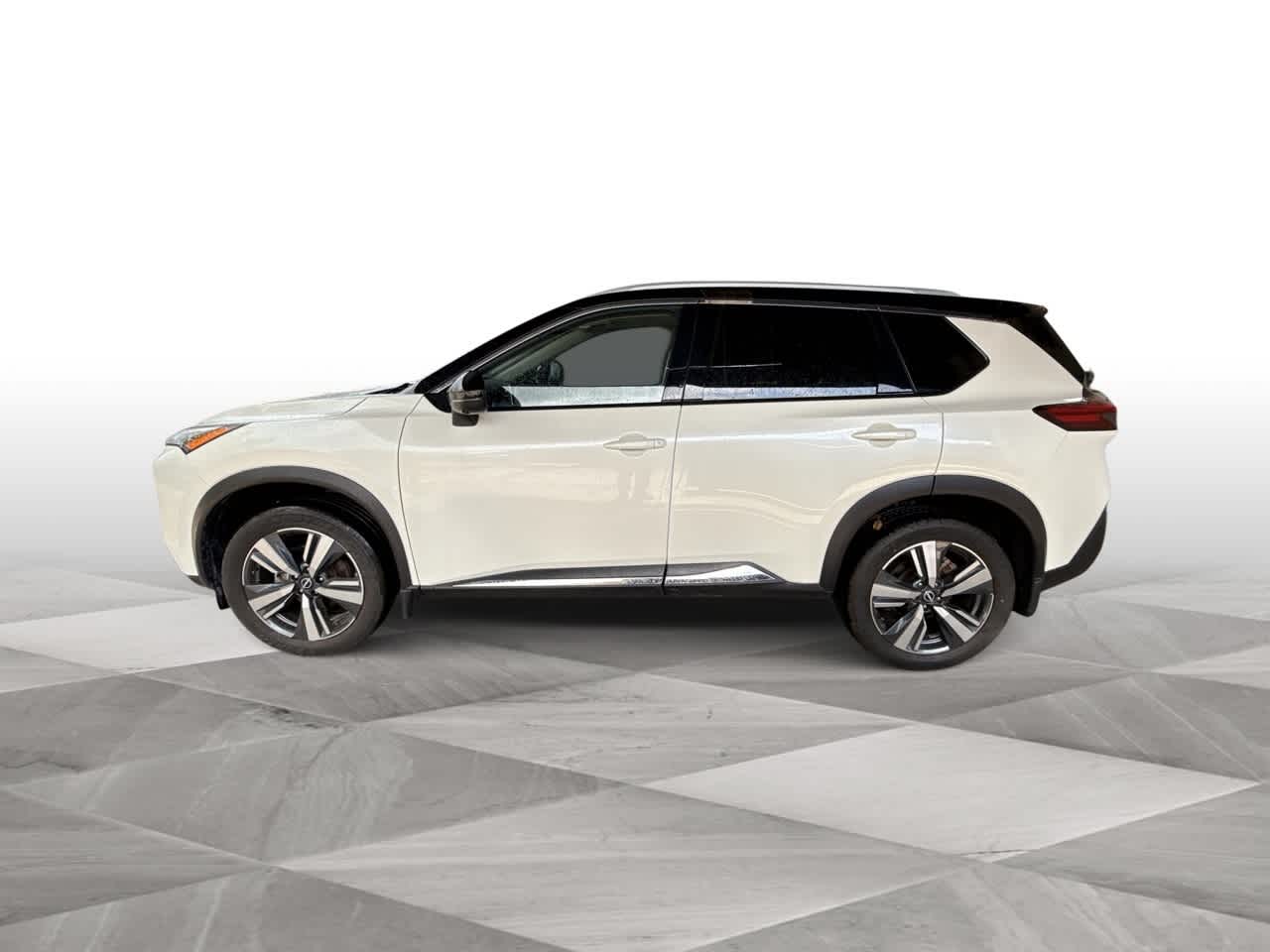 2023 Nissan Rogue SL photo 5