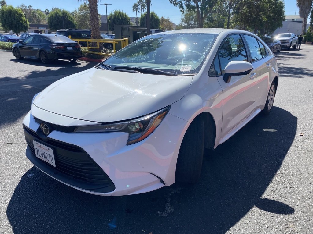 2024 Toyota Corolla LE photo 3