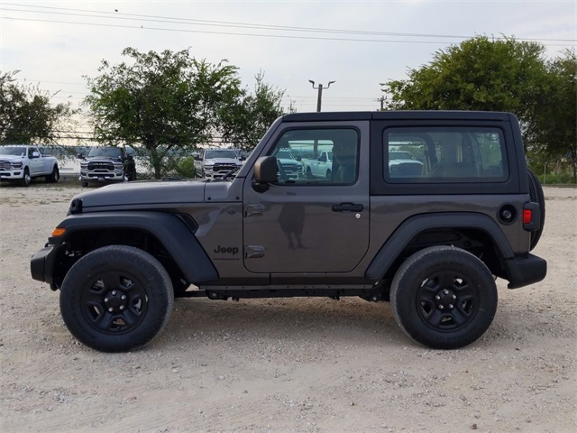 2025 Jeep Wrangler Sport photo 5