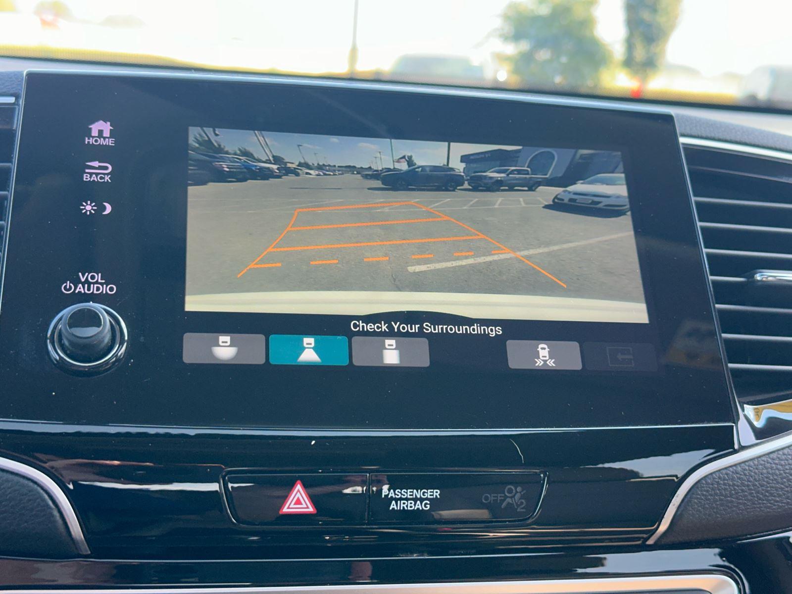 2021 Honda Pilot Touring photo 20