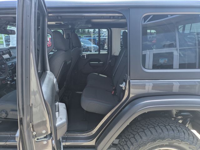 2024 Jeep Wrangler Rubicon photo 20