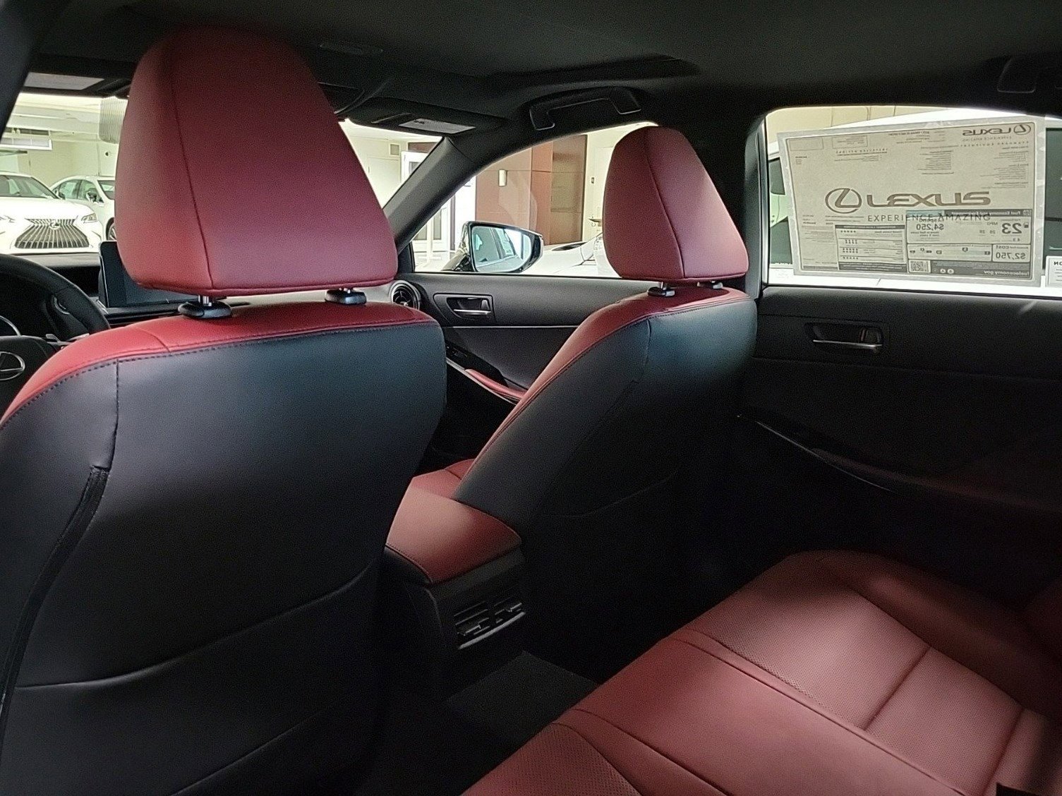 2025 Lexus IS 350 F SPORT photo 8