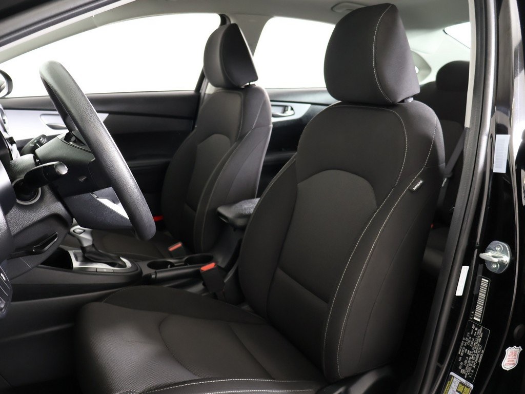 2024 Kia Forte LXS photo 27