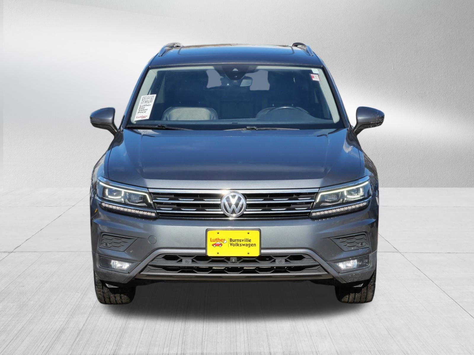 2019 Volkswagen Tiguan SEL Premium photo 2