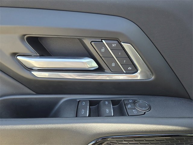 2024 Chevrolet Silverado EV RST photo 10