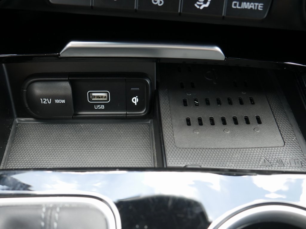 2022 Kia Stinger GT-Line photo 19