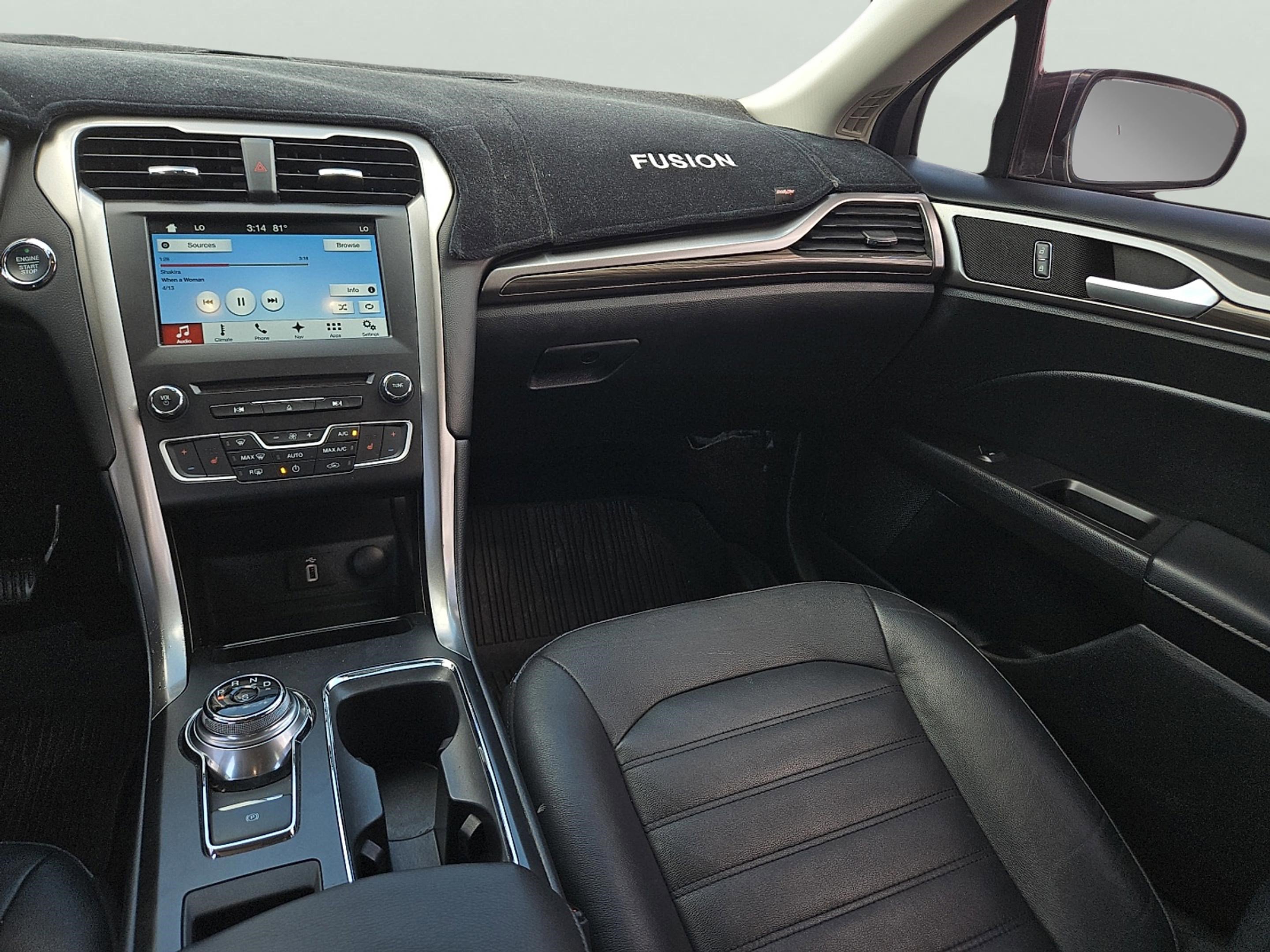 2017 Ford Fusion SE photo 13