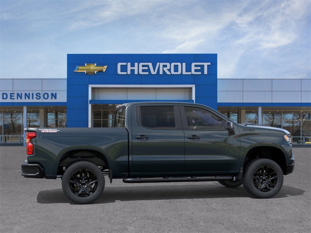 2026 Chevrolet Silverado 1500 LT Trail Boss photo 3