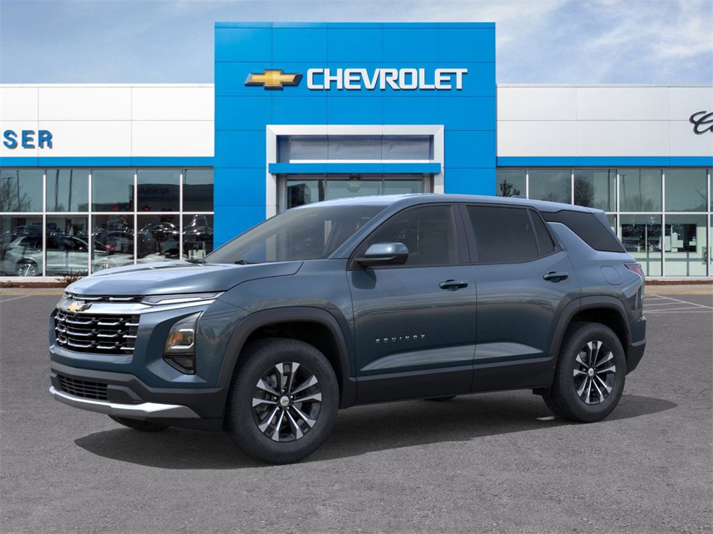 2026 Chevrolet Equinox LT photo 2