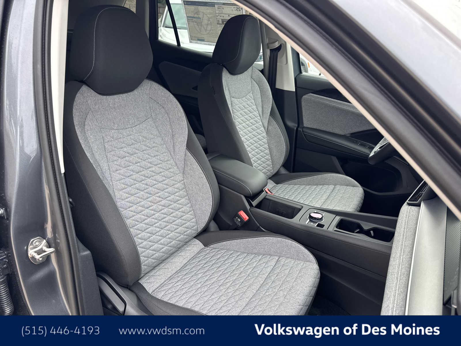 2025 Volkswagen Tiguan S photo 13