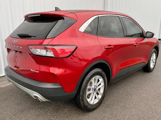 2022 Ford Escape SE photo 2