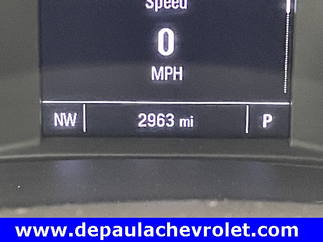 2025 Chevrolet Malibu 1LT photo 2