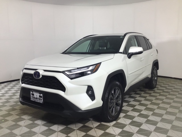 2022 Toyota RAV4 Hybrid XLE Premium photo 2