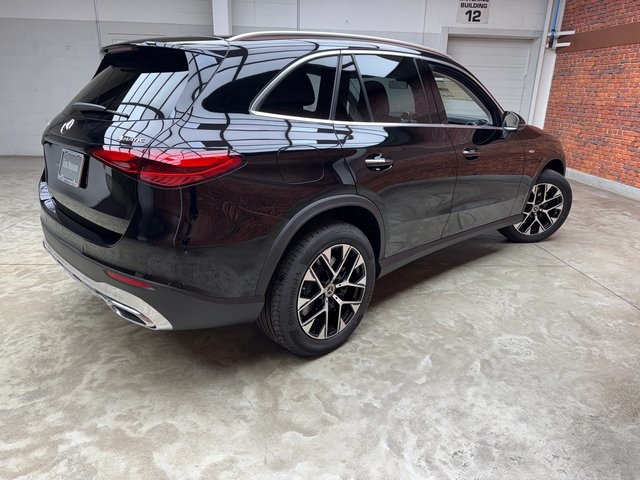 2025 Mercedes Benz GLC 350e 4MATIC photo 5