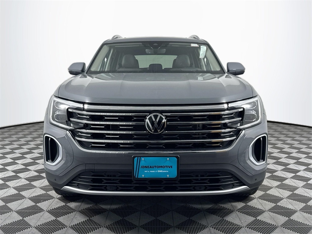 2025 Volkswagen Atlas SEL photo 3