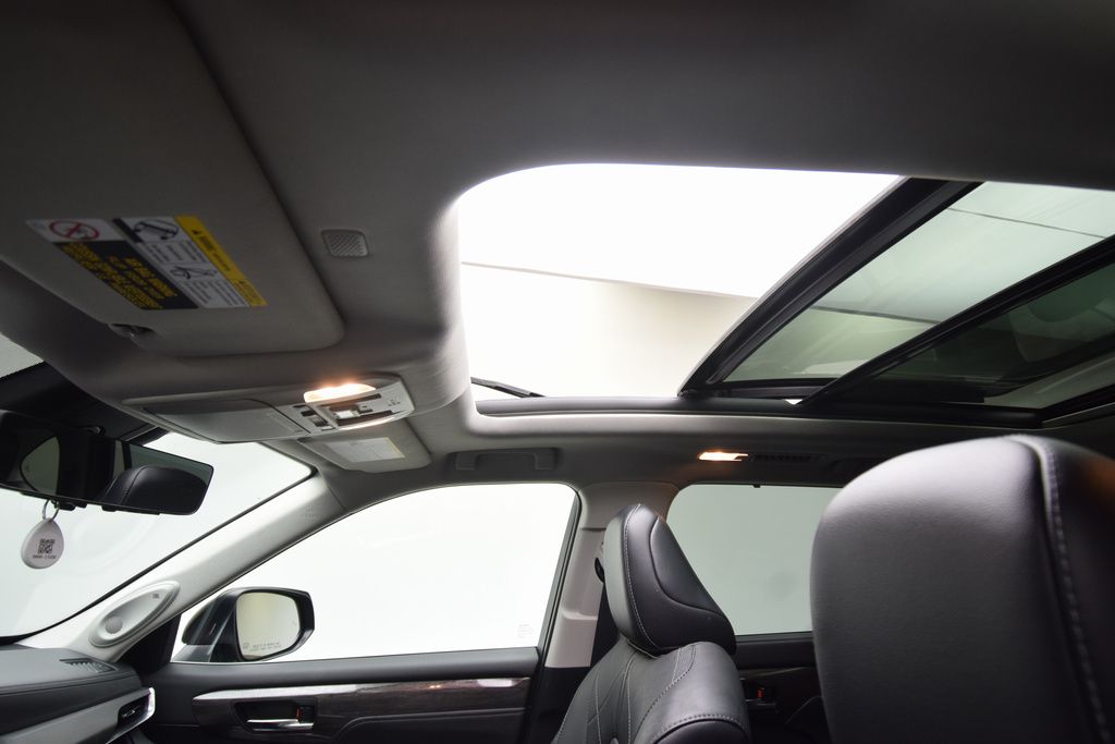 2021 Toyota Highlander Hybrid Platinum photo 14