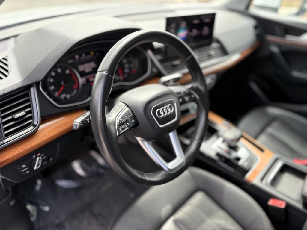2022 Audi Q5 45 S line Premium photo 17