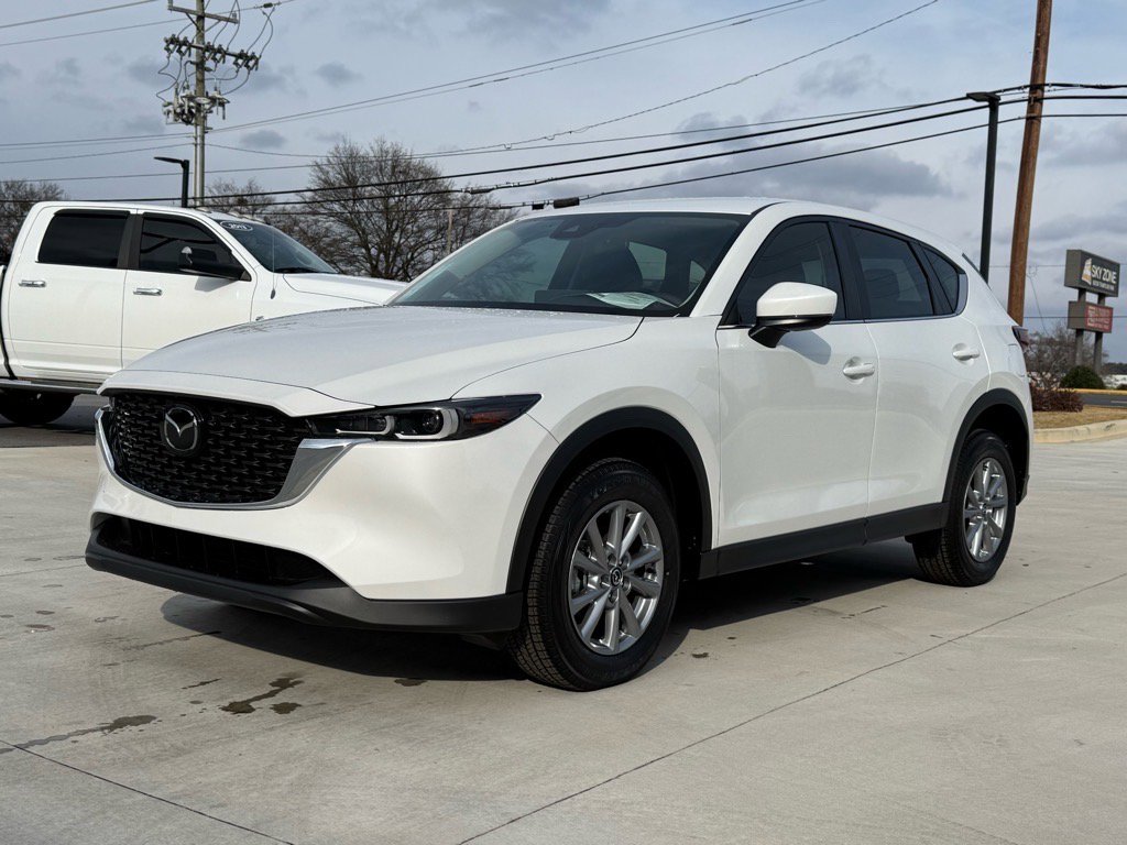 2025 Mazda CX-5 S's photo