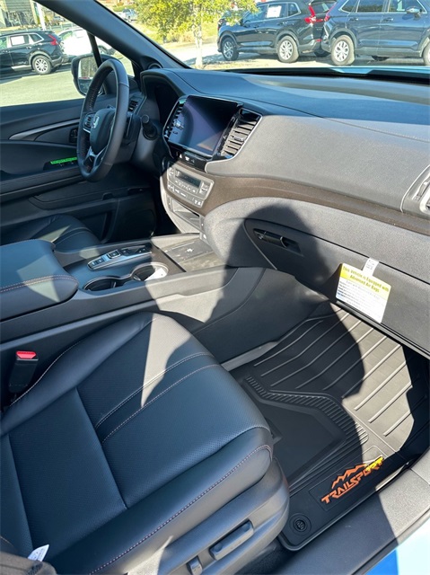 2025 Honda Ridgeline TrailSport photo 25