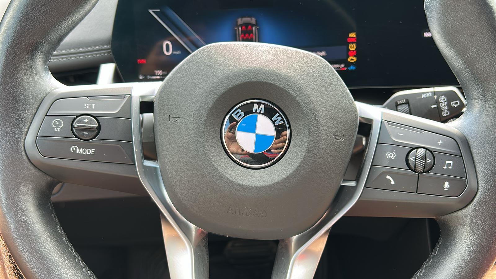 Used 2025 Jet Black BMW xDrive28i image 11
