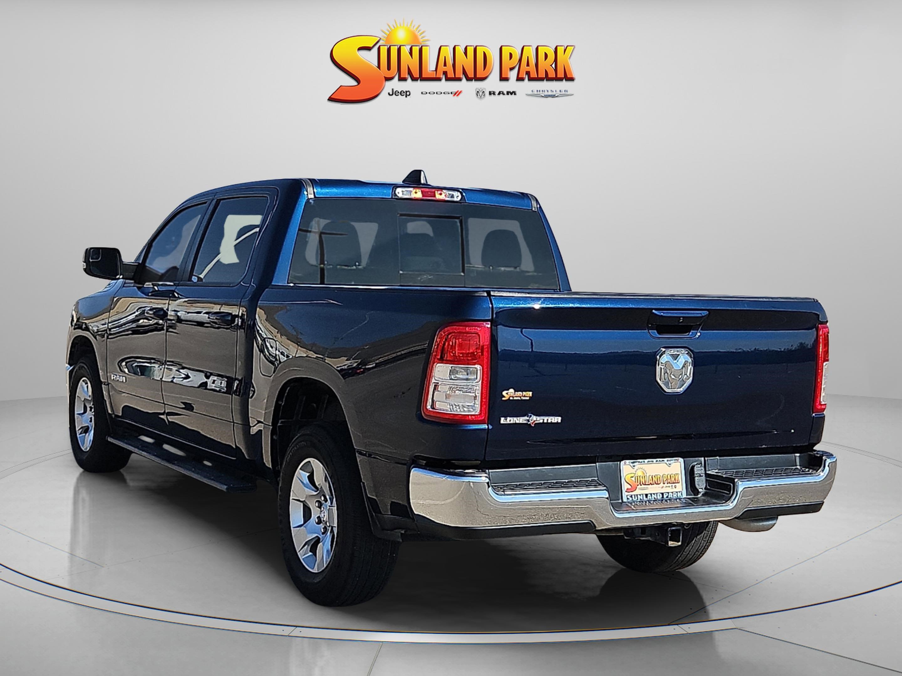 2022 Ram 1500 photo 3