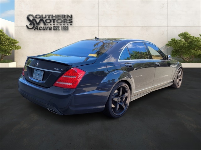 2011 Mercedes Benz S 550 4MATIC photo 4