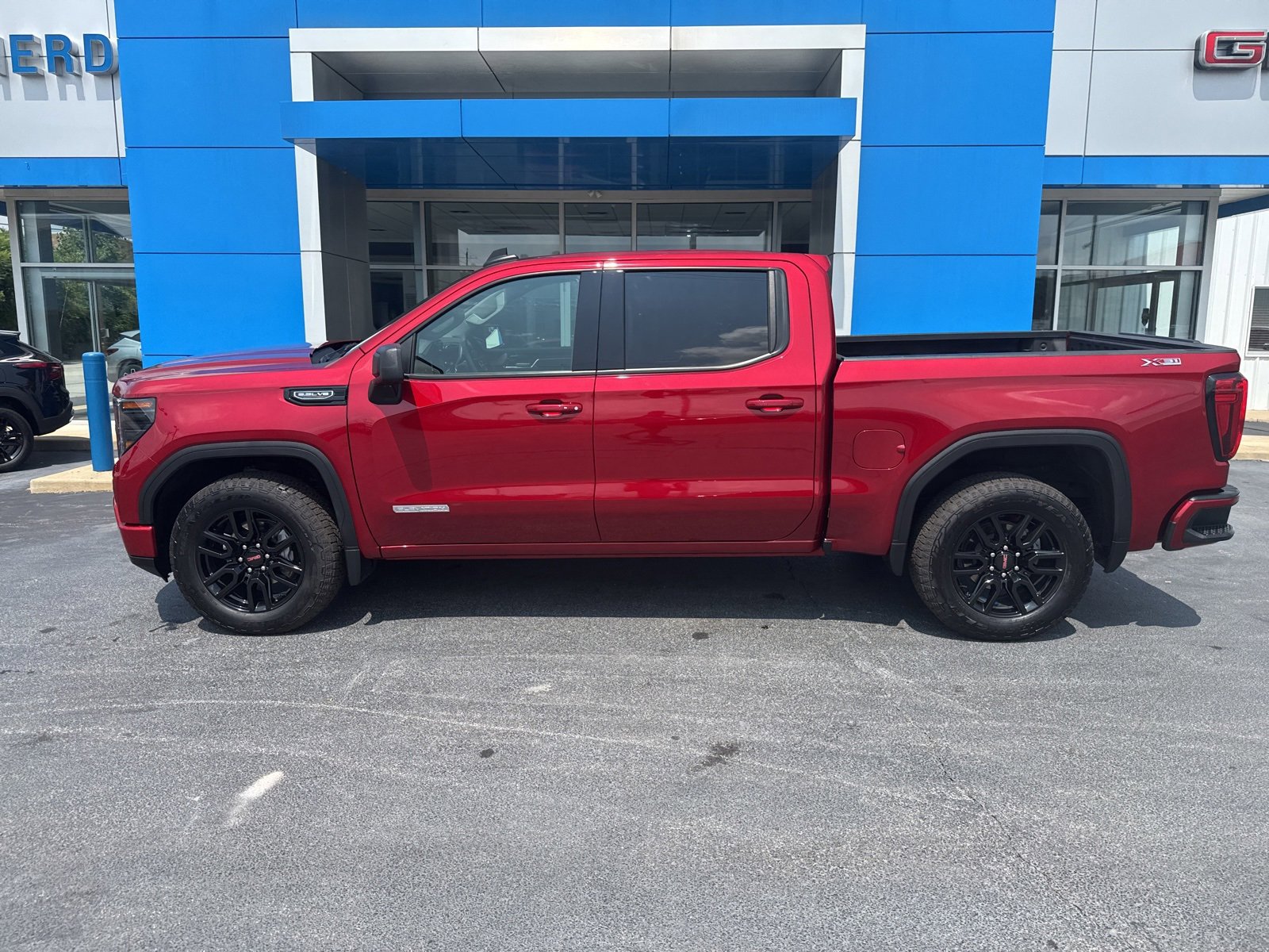 2024 Gmc Sierra 1500 Elevation photo 4