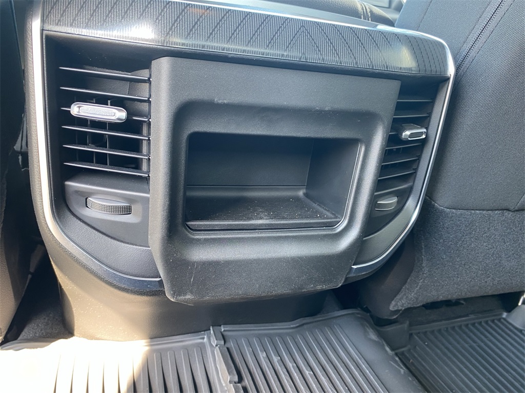 2025 Ram 2500 Big Horn photo 18