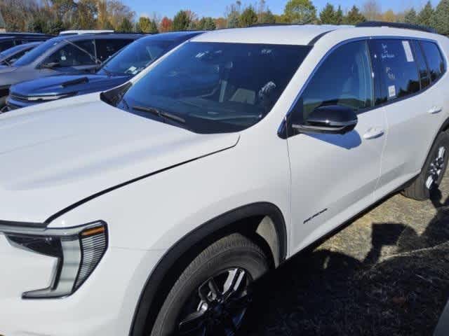 2025 GMC Acadia Elevation's photo